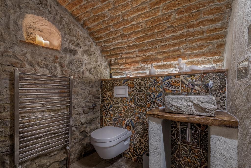 Antico Apartment
